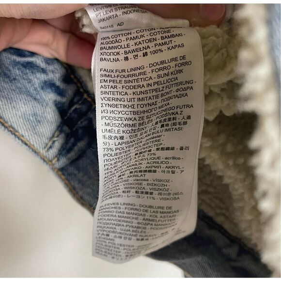 LEVI'S Trucker Jacket Men's Small Blue Denim Jean Cotton Sherpa Lined Light Wash - Picture 10 of 14